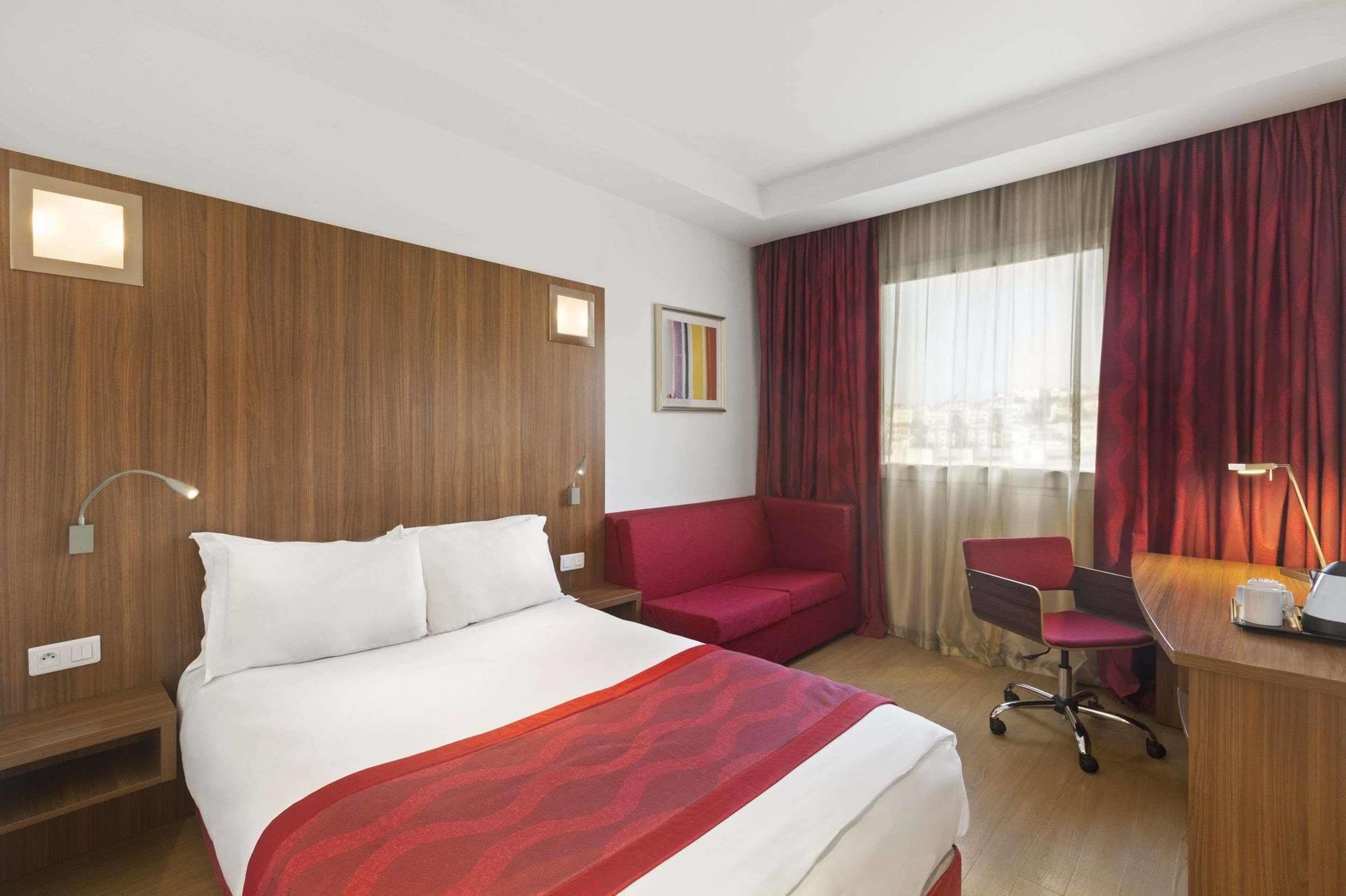Ramada Encore By Wyndham