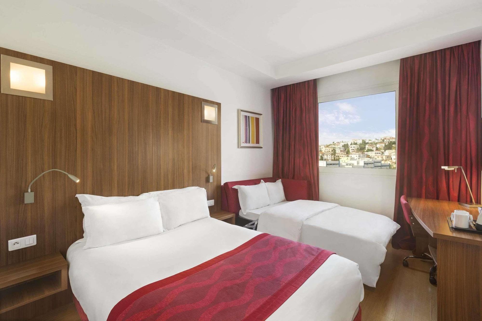 Ramada Encore By Wyndham